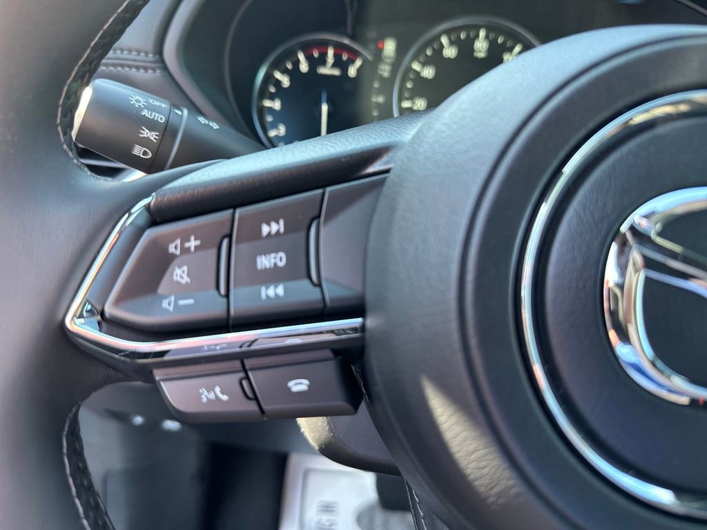Certified 2025 MAZDA CX-5 Signature image 23