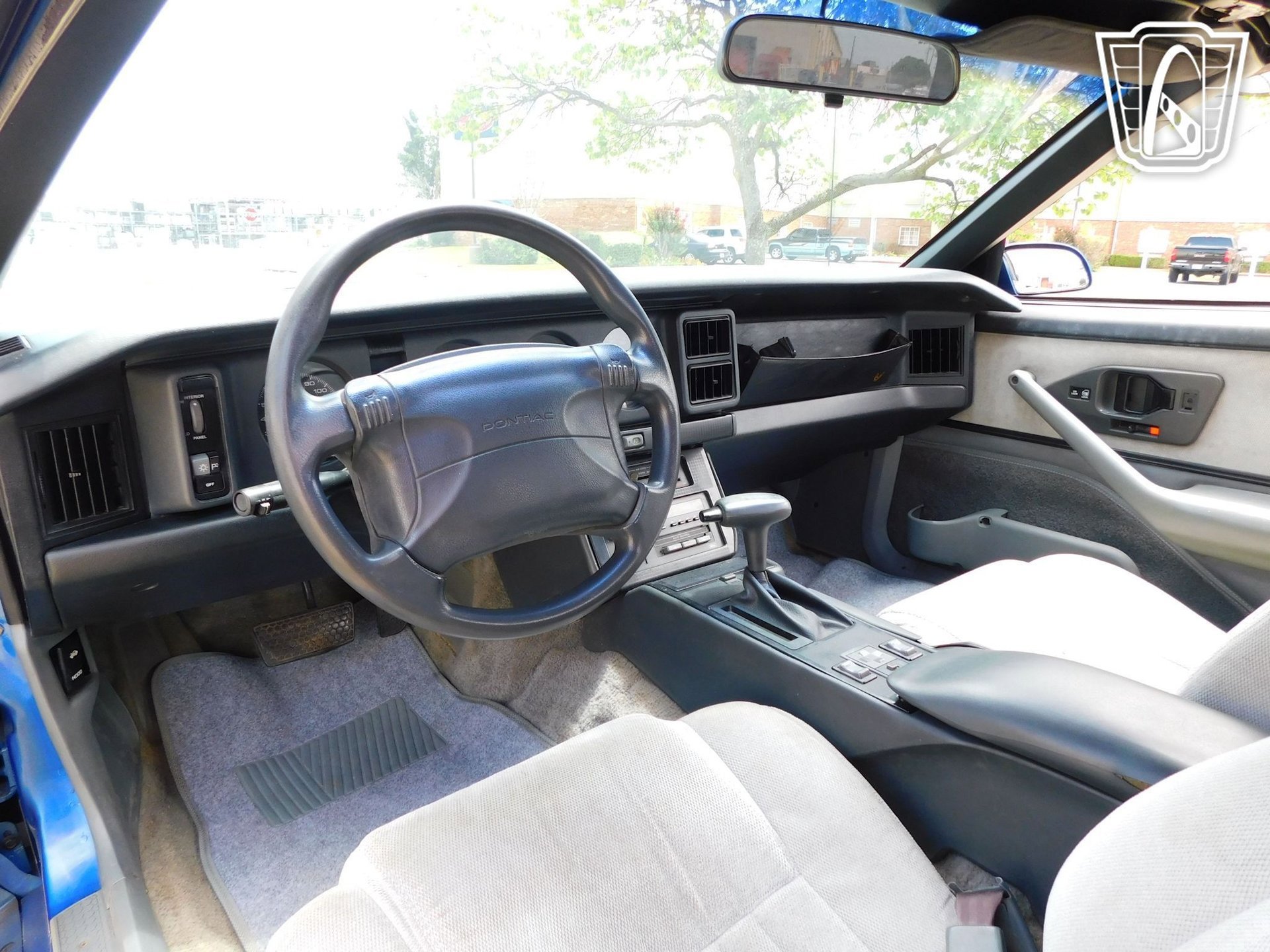 Used 1991 Pontiac Firebird Convertible RWD image 10