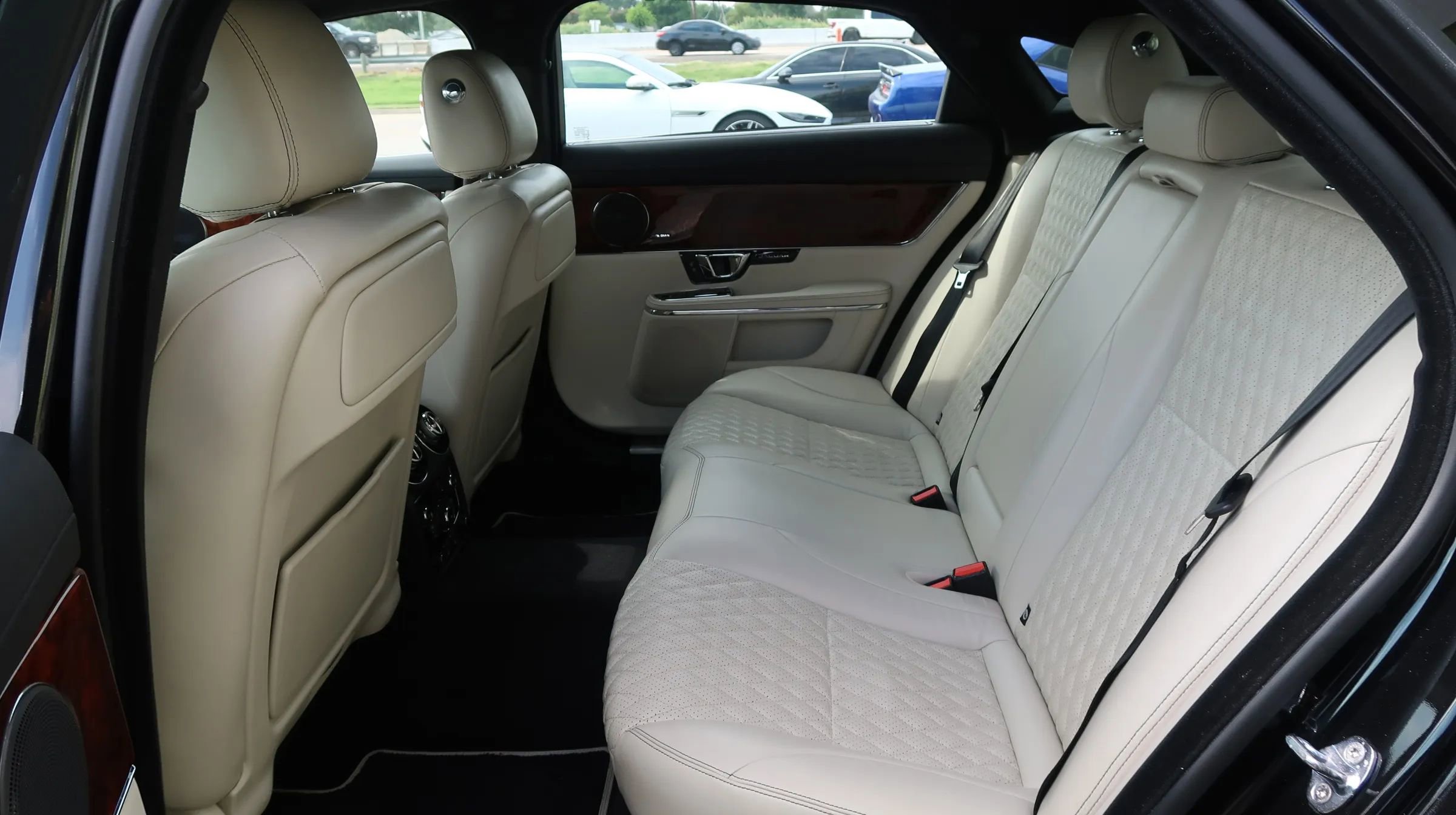 Used 2019 Jaguar XJ L Portfolio image 19