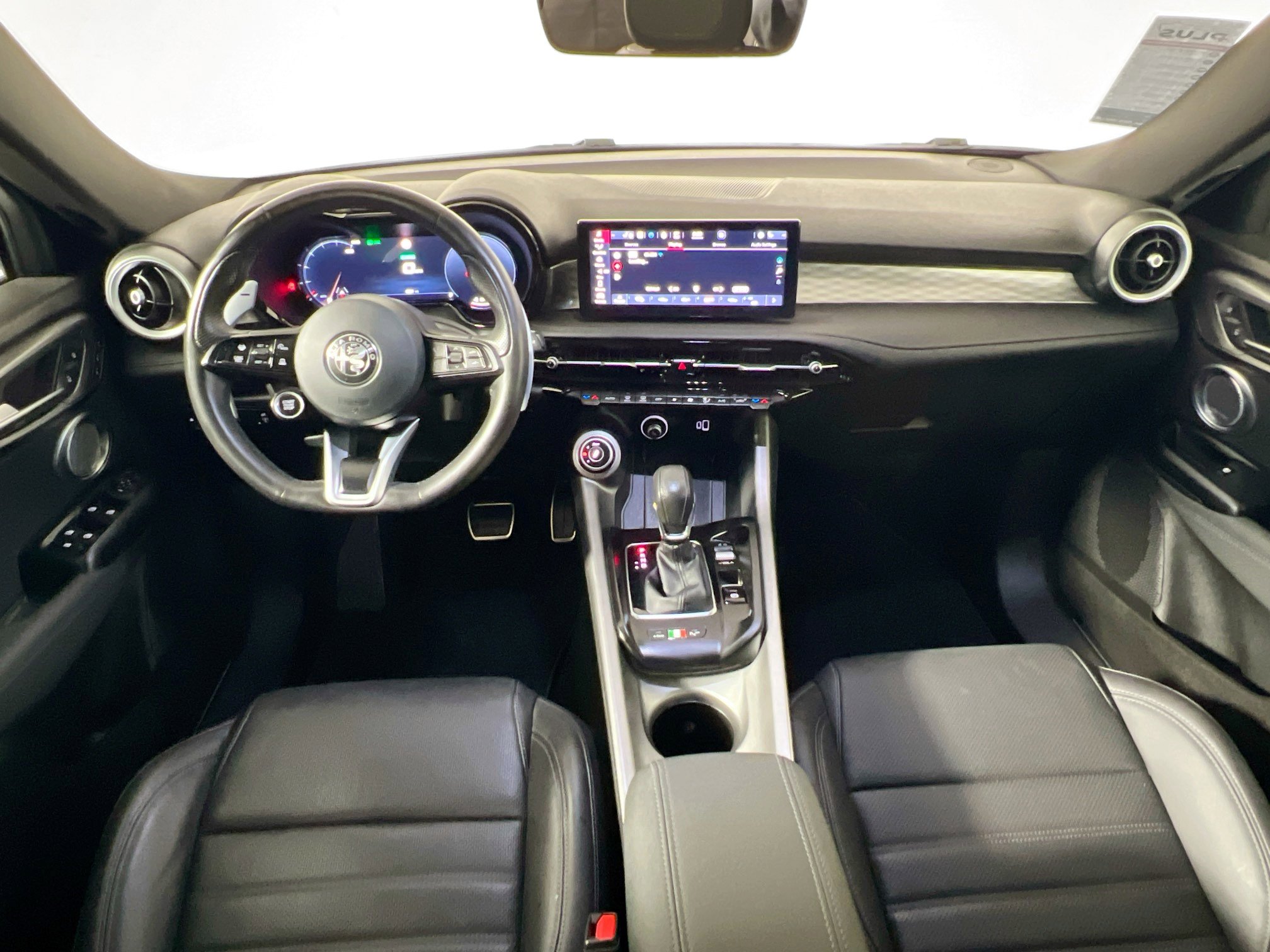 Used 2024 Alfa Romeo Tonale Veloce image 30