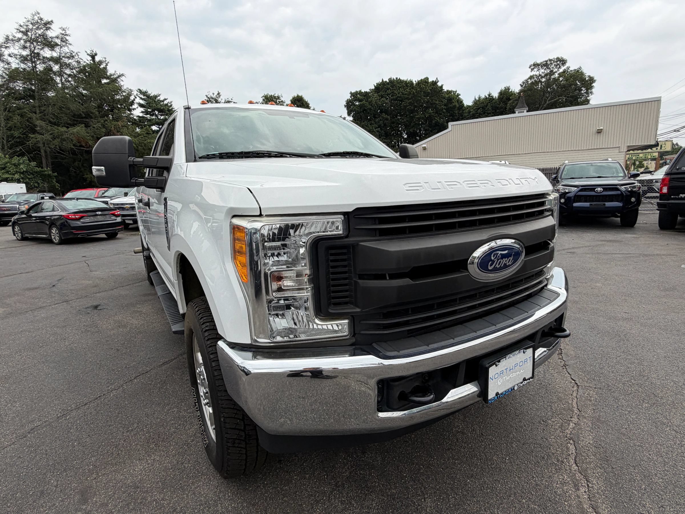 Used 2017 Ford F250 XL w/ Power Equipment Group AWD/4WD image 11