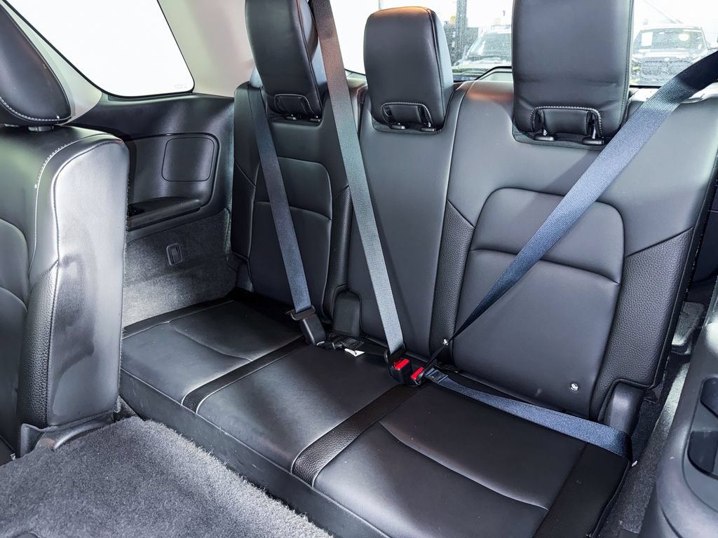 Certified 2025 Nissan Pathfinder SL AWD/4WD image 35