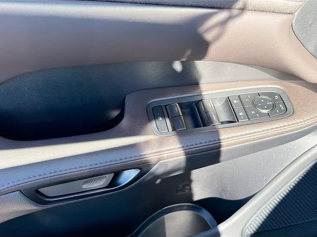 Certified 2025 Lexus RX 450h AWD w/ Convenience Package image 18