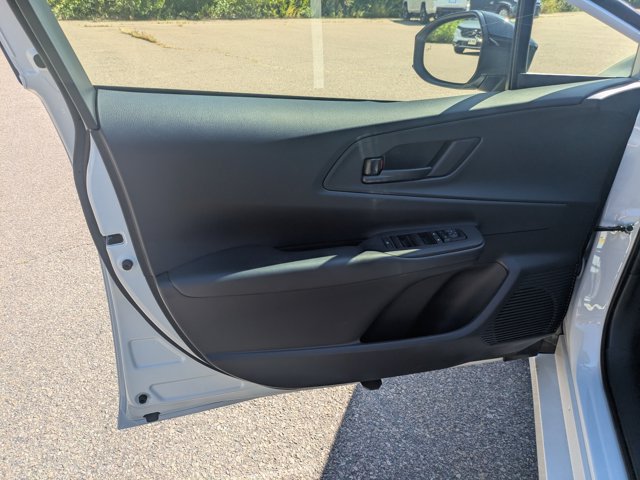 New 2027 Toyota Prius Plug-In Hybrid FWD image 20