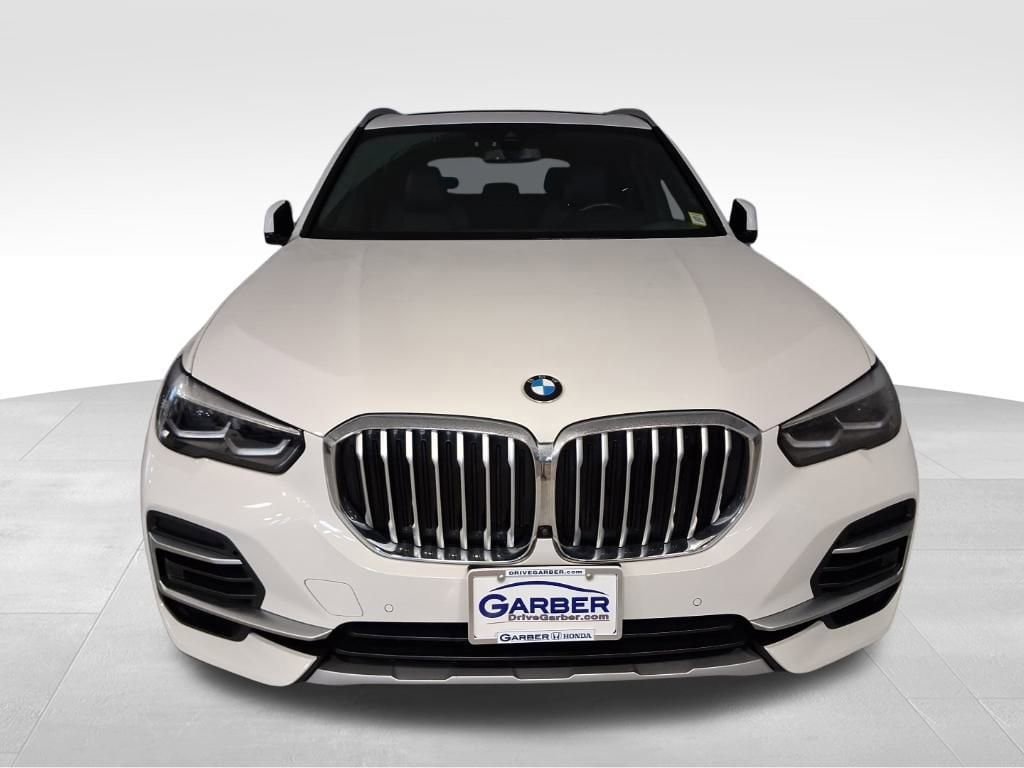 Used 2022 BMW X5 xDrive40i w/ Premium Package AWD/4WD image 8