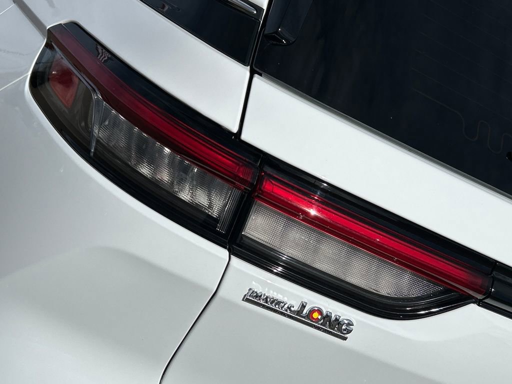 Used 2024 Jeep Grand Cherokee Limited w/ Trailer Tow Package image 24