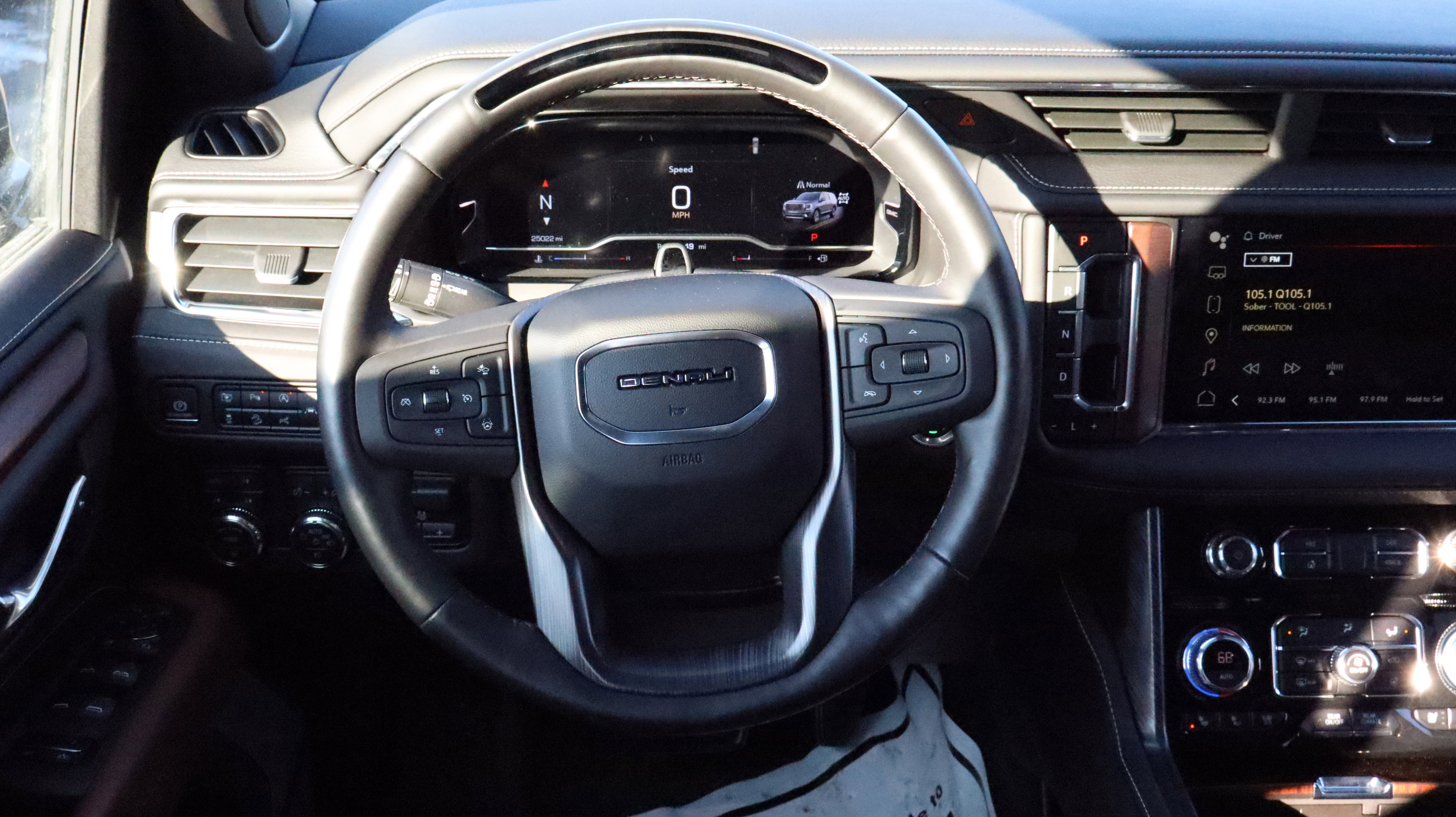 Certified 2024 GMC Yukon Denali Ultimate image 9