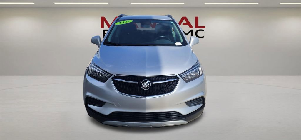 Used 2021 Buick Encore Preferred FWD image 2