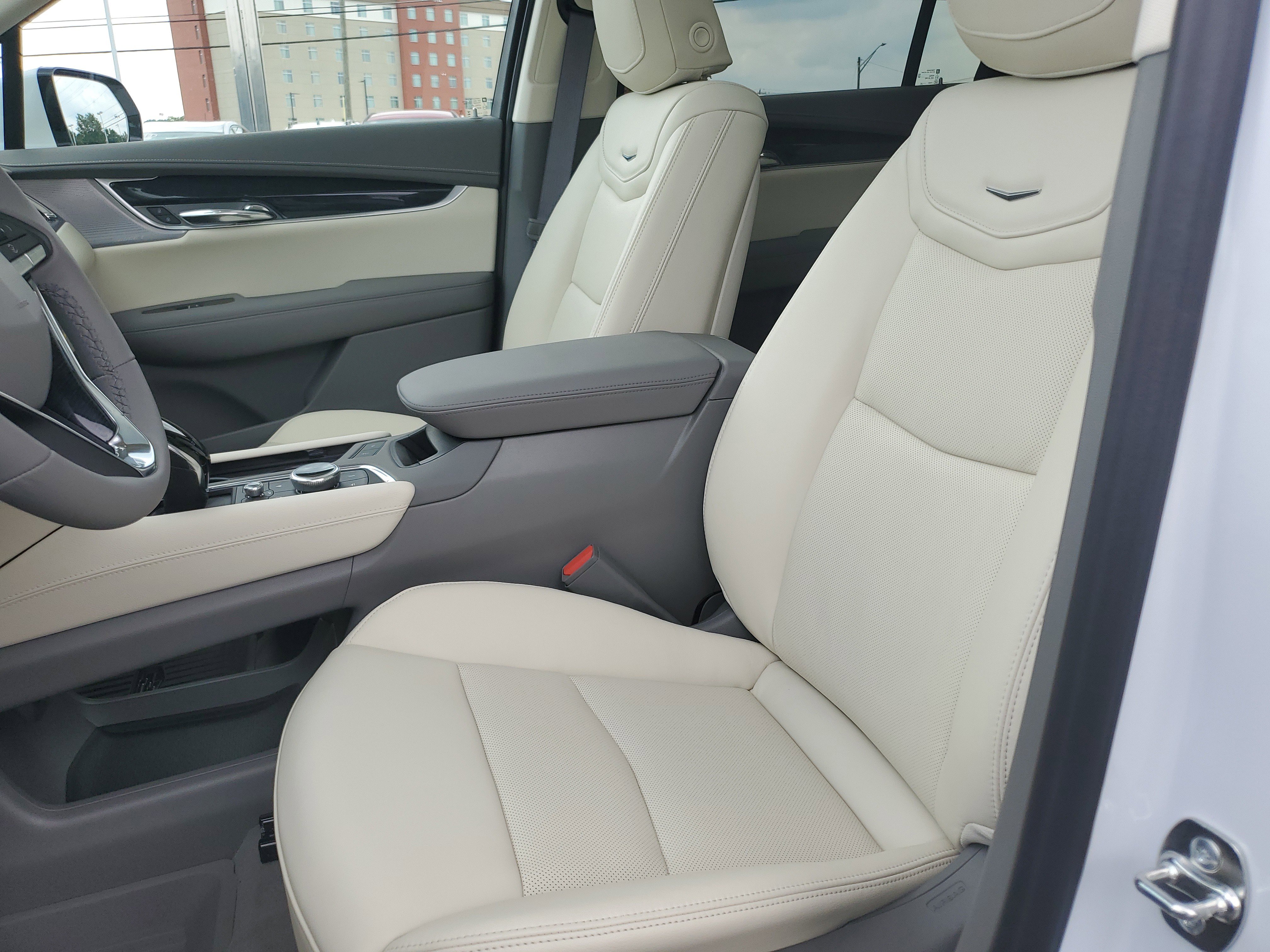 New 2025 Cadillac XT6 Premium Luxury w/ Technology Package image 11