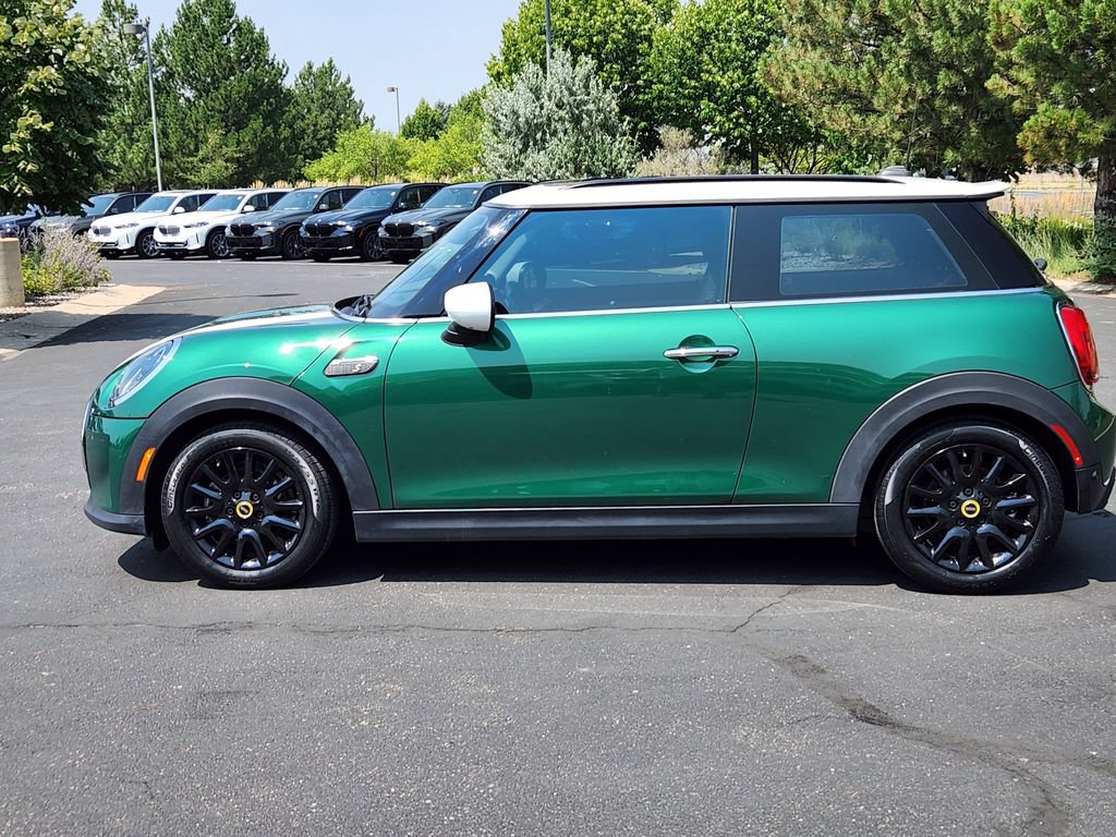 Used 2024 MINI Cooper SE FWD image 2