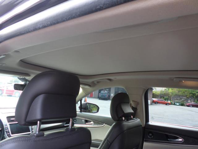 Used 2019 Lincoln Nautilus Reserve image 18