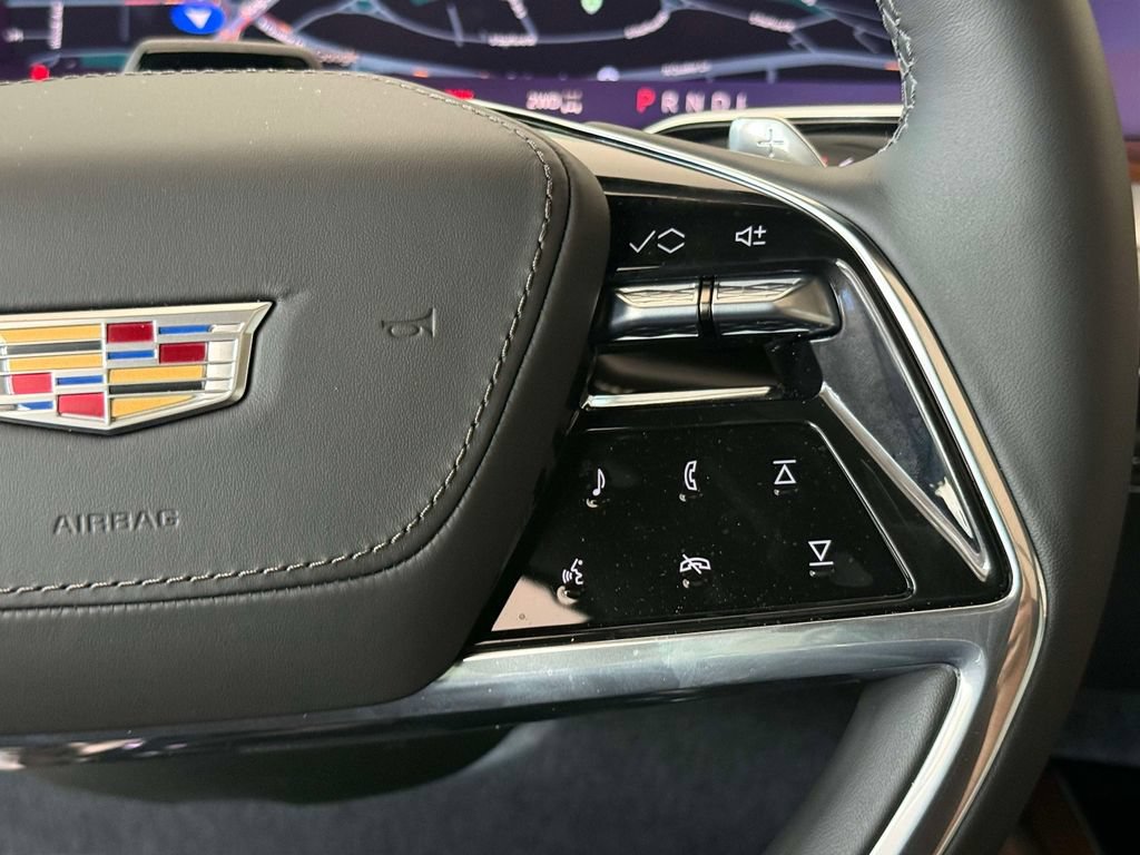 Used 2026 Cadillac Escalade Platinum Sport w/ LPO, ONYX Package AWD/4WD image 29