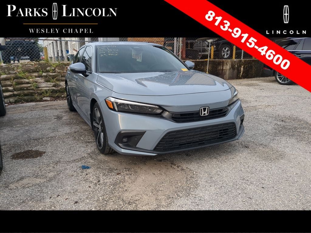 Used 2024 Honda Civic Touring image 3