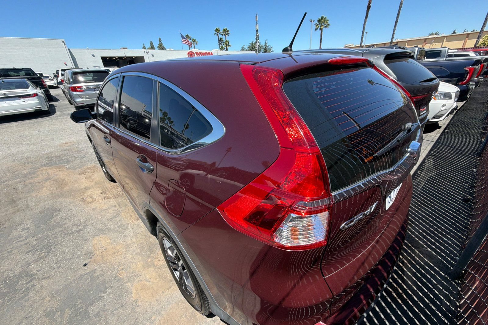 Used 2015 Honda CR-V LX image 6