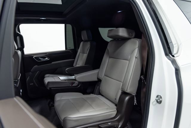 Used 2023 GMC Yukon XL SLT w/ SLT Luxury Package image 23