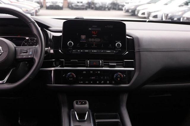 Certified 2025 Nissan Pathfinder SV AWD/4WD image 27
