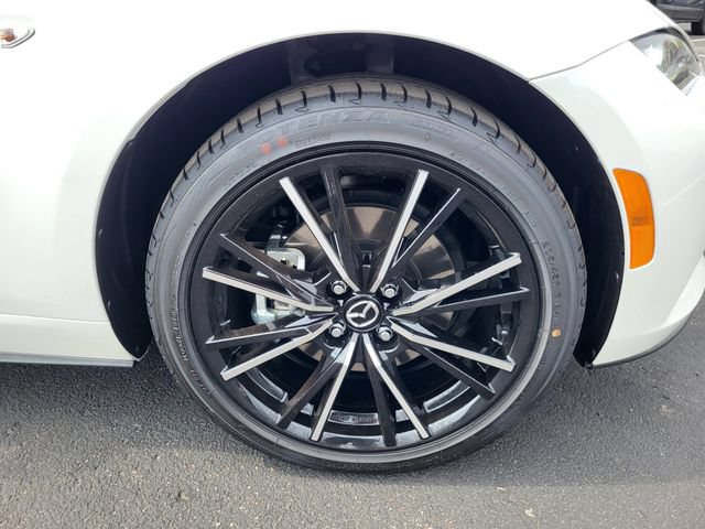 New 2026 MAZDA MX-5 Miata RF Grand Touring w/ Weather Package RWD image 12
