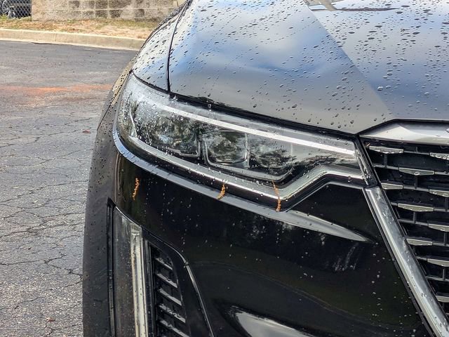 Certified 2025 Cadillac XT6 Premium Luxury w/ Platinum Package image 9