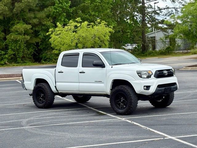 Used 2015 Toyota Tacoma PreRunner w/ SR5 Package RWD image 10
