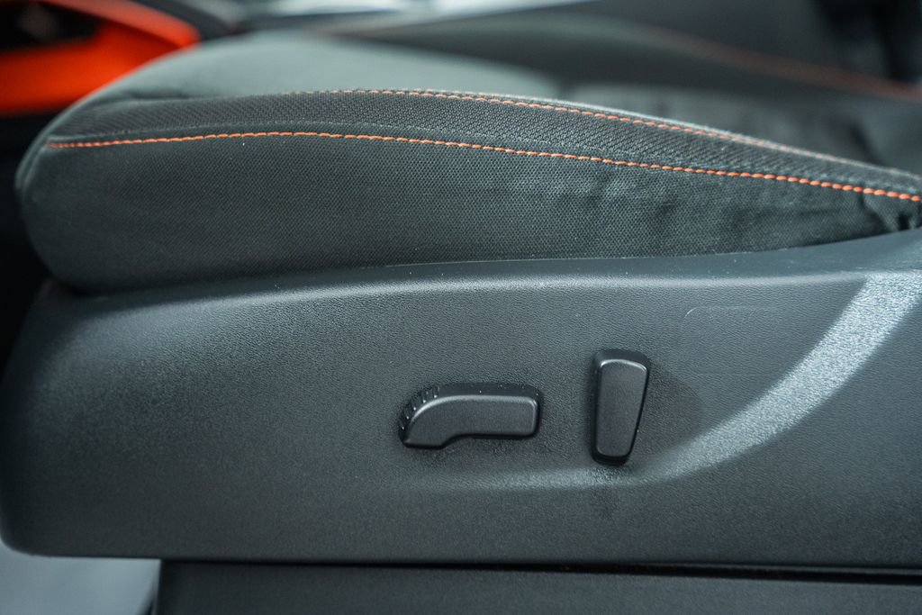 Used 2024 Nissan Frontier PRO-4X w/ Pro Convenience Package image 38