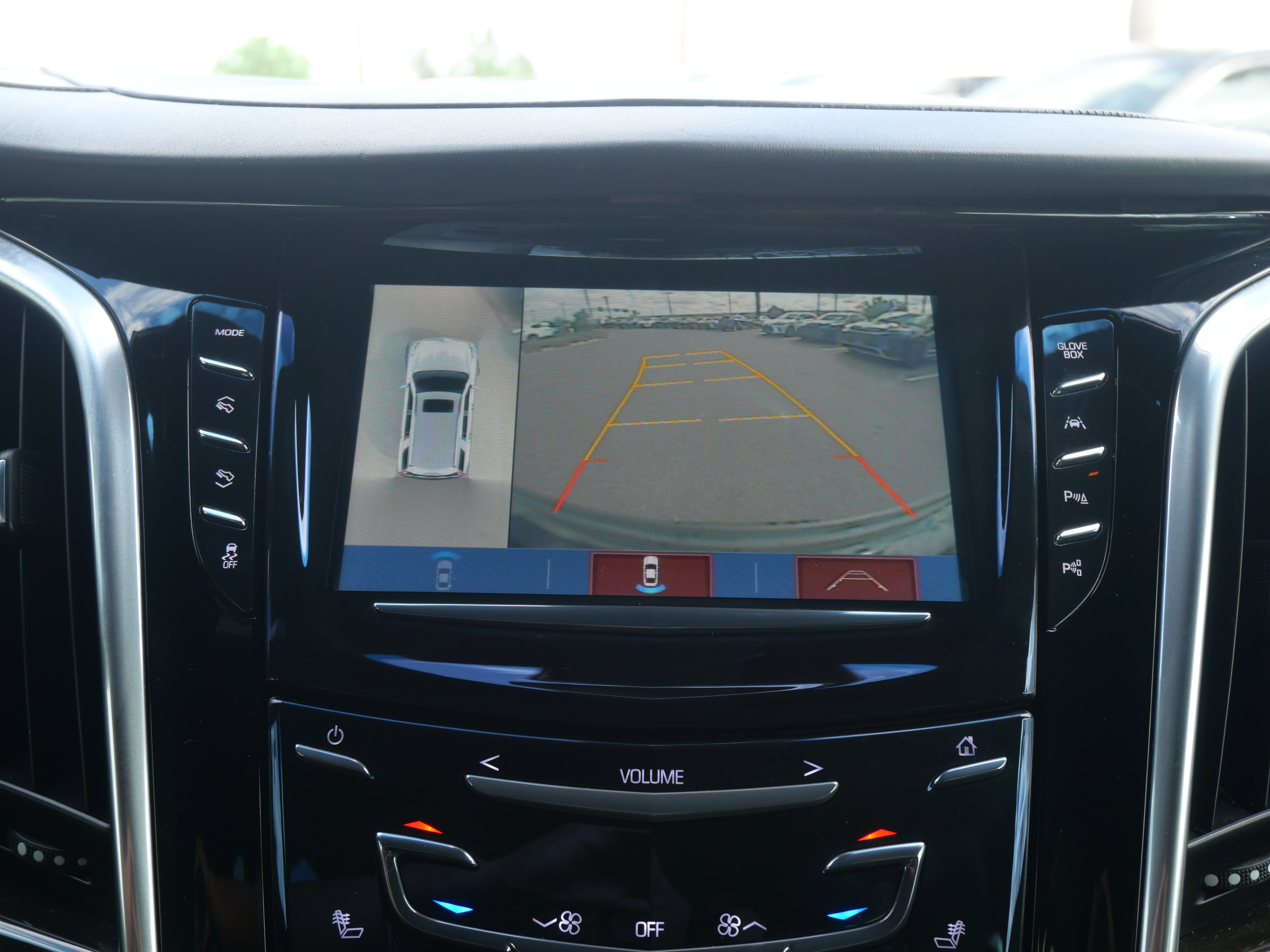 Used 2019 Cadillac Escalade Platinum w/ Escalade Sport Edition image 18