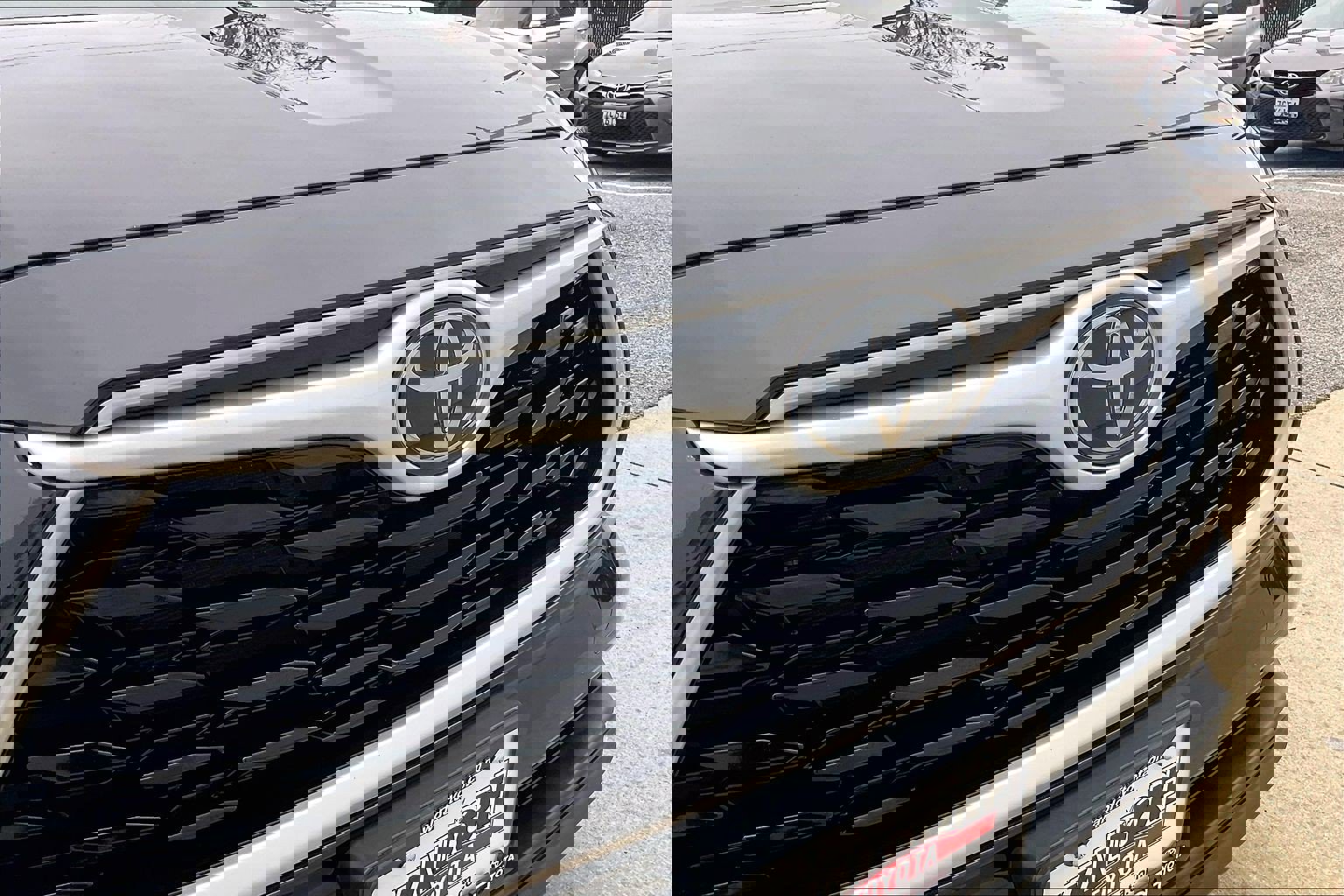 Used 2023 Toyota Highlander XLE image 36