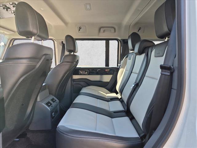 Used 2024 INEOS Grenadier Station Wagon AWD/4WD image 15