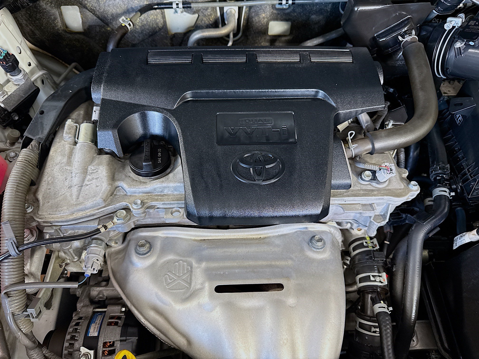 Used 2018 Toyota RAV4 Limited FWD image 39