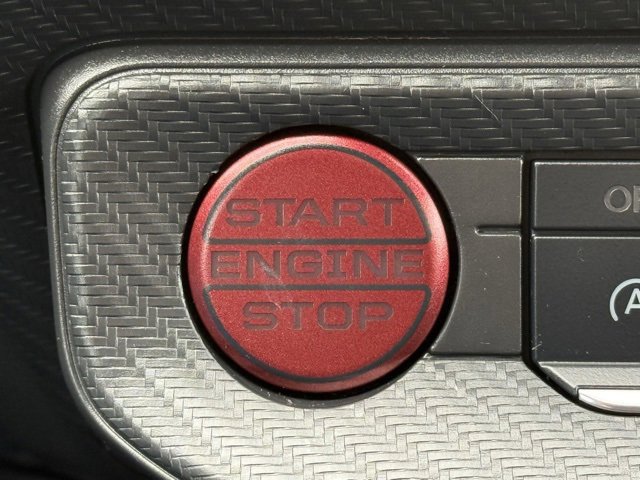 Used 2025 Ford Mustang Coupe image 31