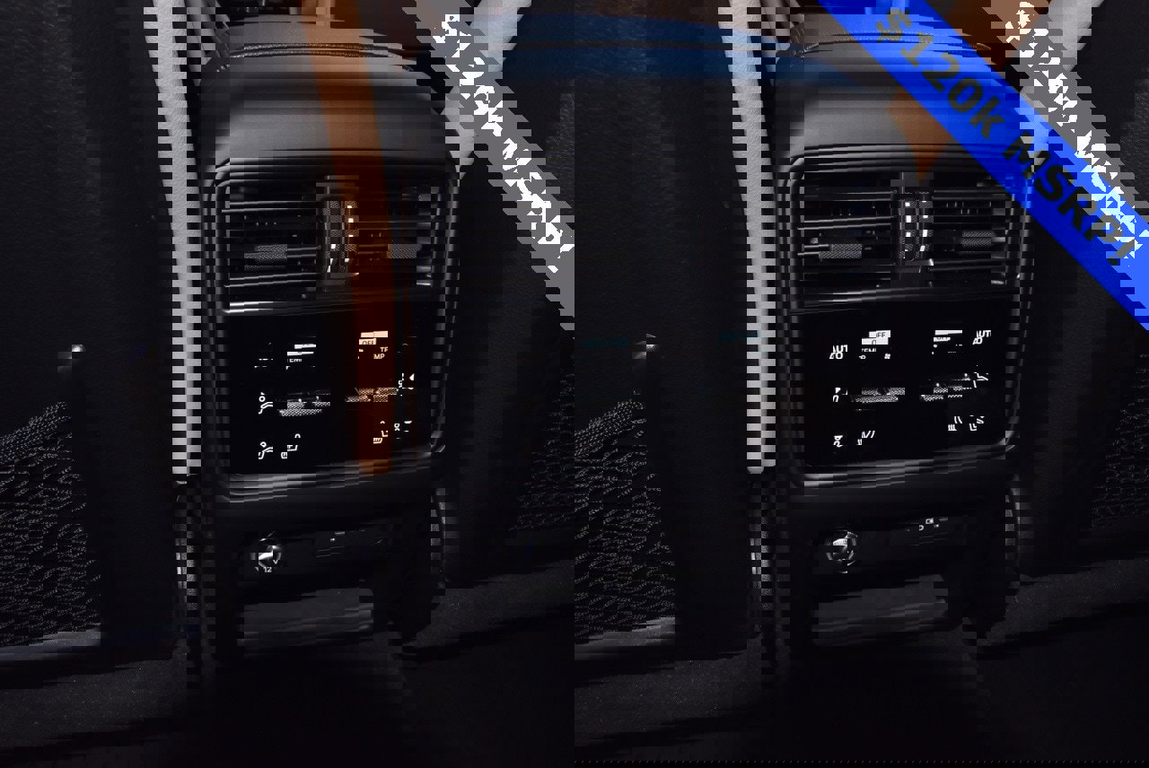 Used 2025 Porsche Cayenne image 18