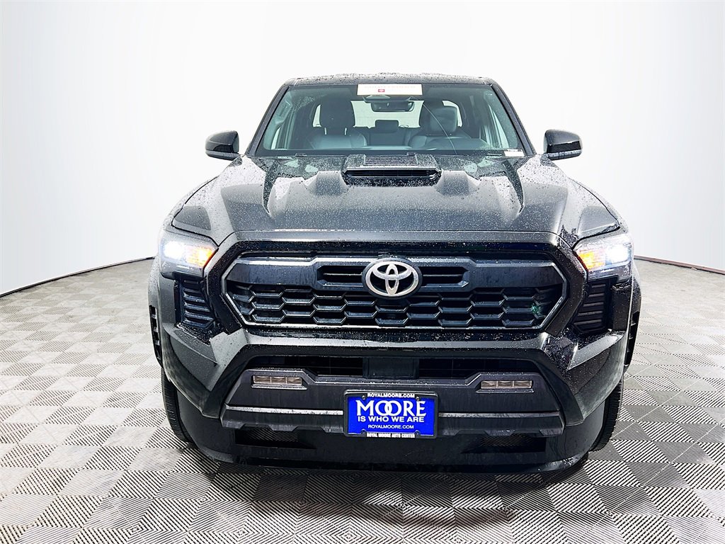 Certified 2024 Toyota Tacoma TRD Sport image 3
