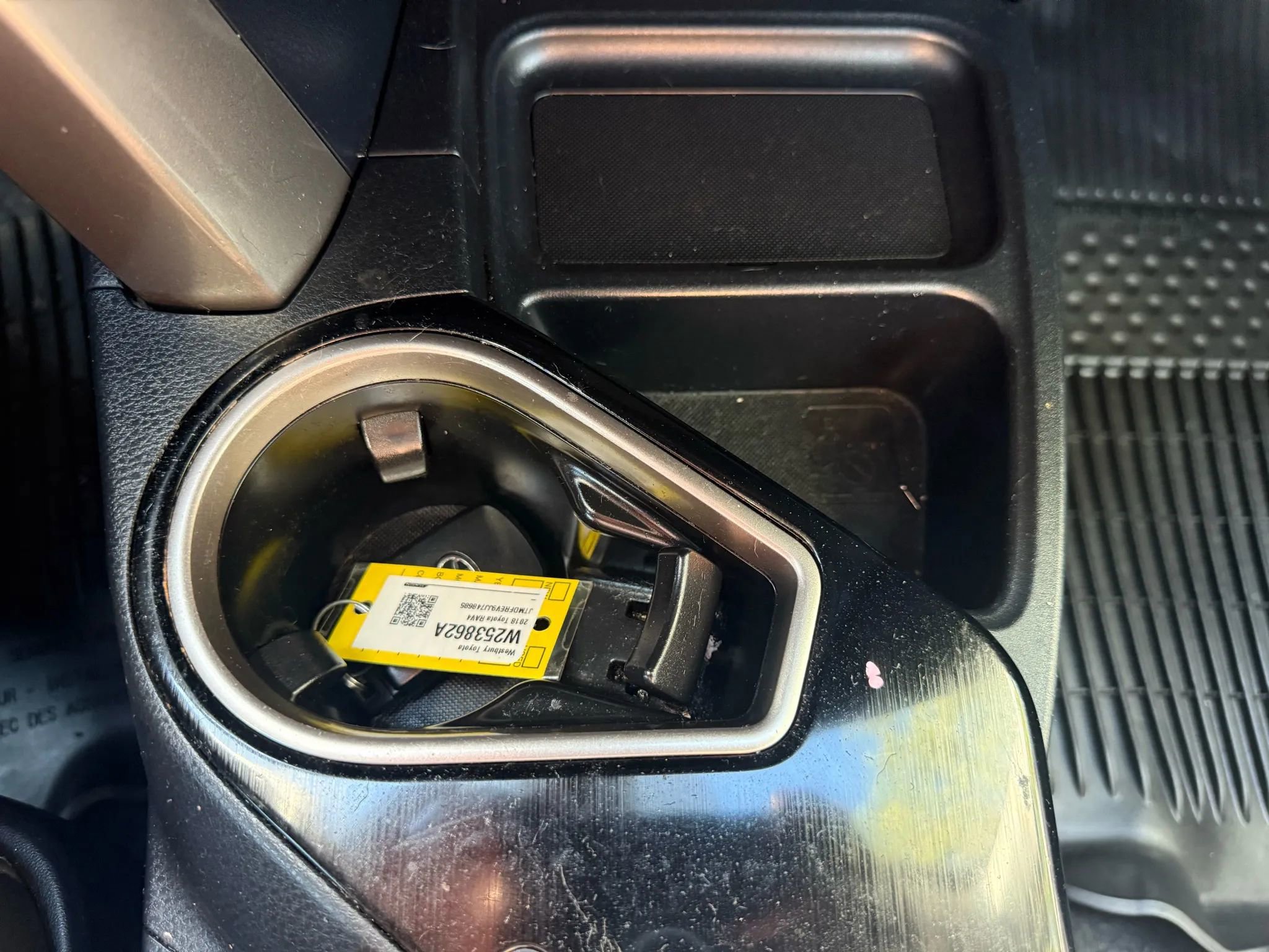 Used 2018 Toyota RAV4 Limited image 23