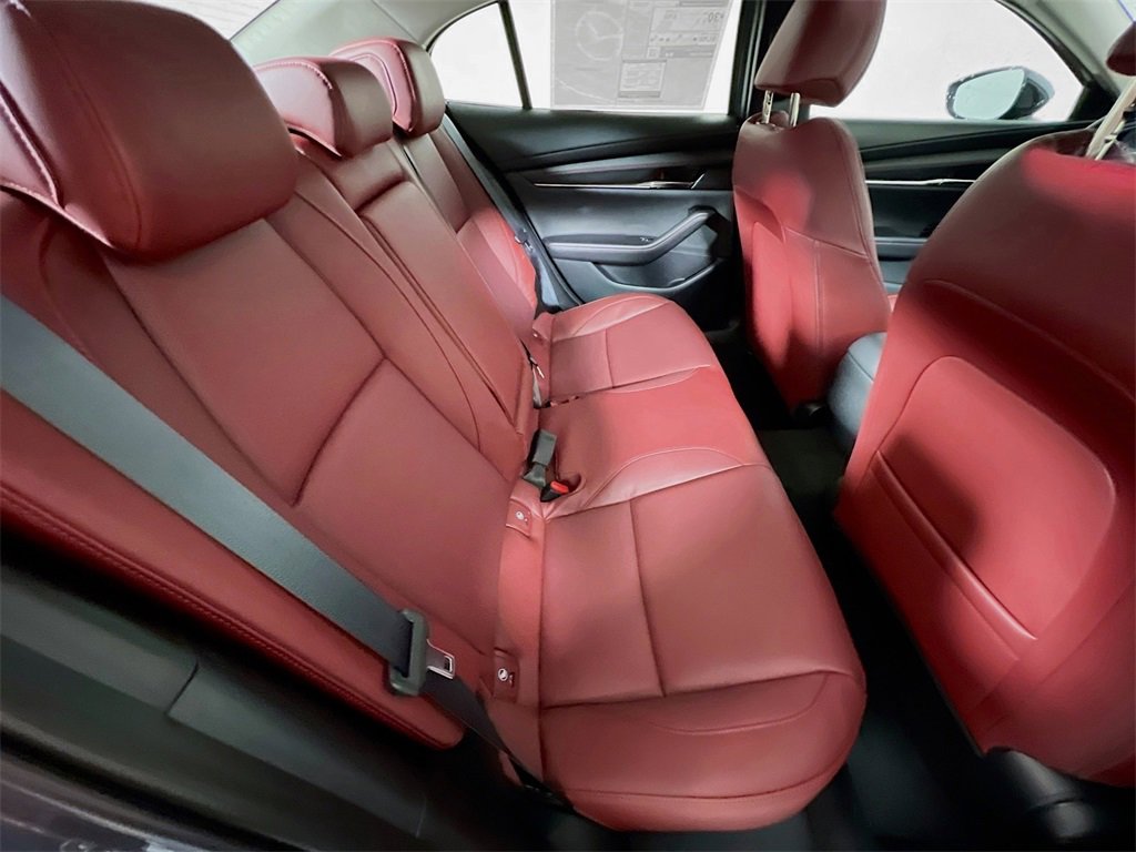 Used 2025 MAZDA MAZDA3 s image 23