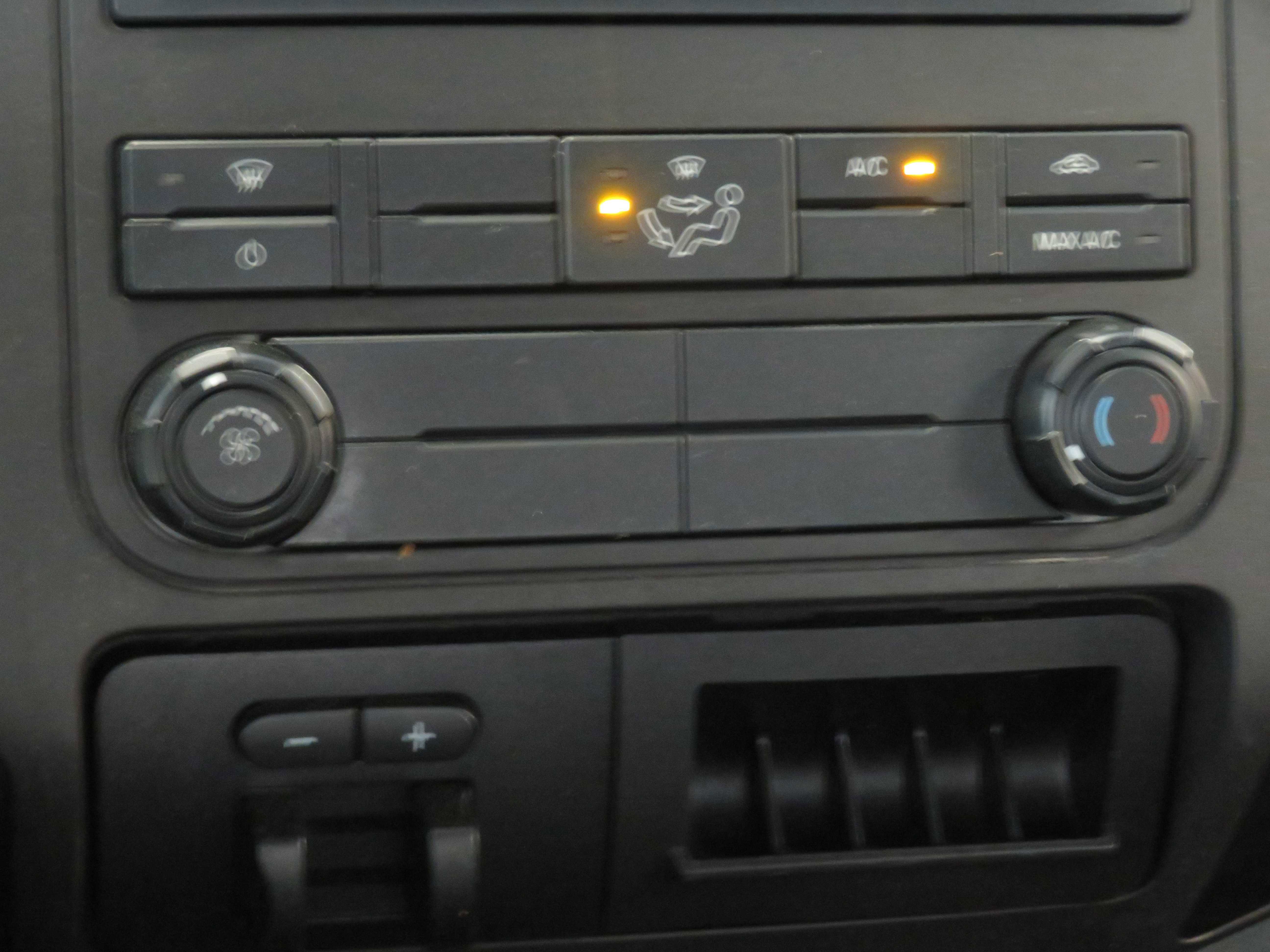 Used 2016 Ford F250 XL RWD image 35