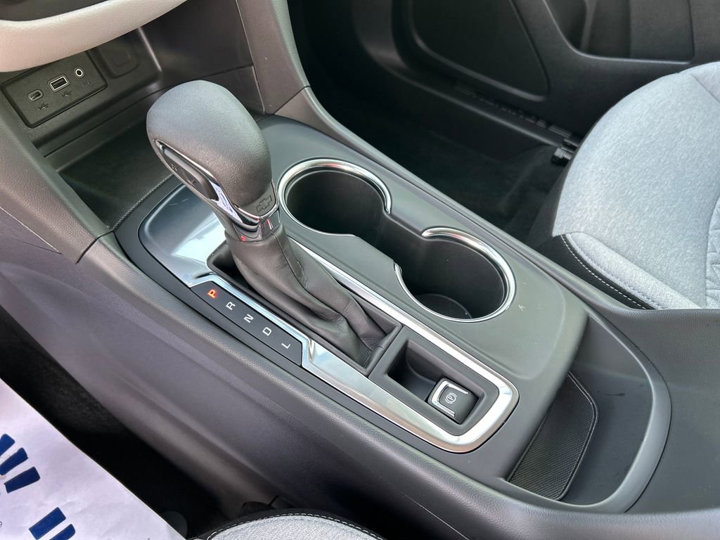 Used 2024 Chevrolet Equinox LS w/ LS Convenience Package image 26