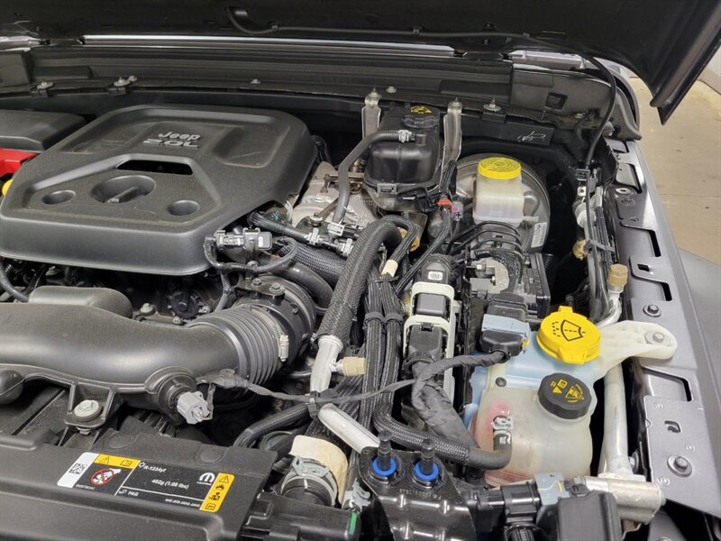 Used 2022 Jeep Wrangler Unlimited Sahara w/ Cold Weather Group AWD/4WD image 72