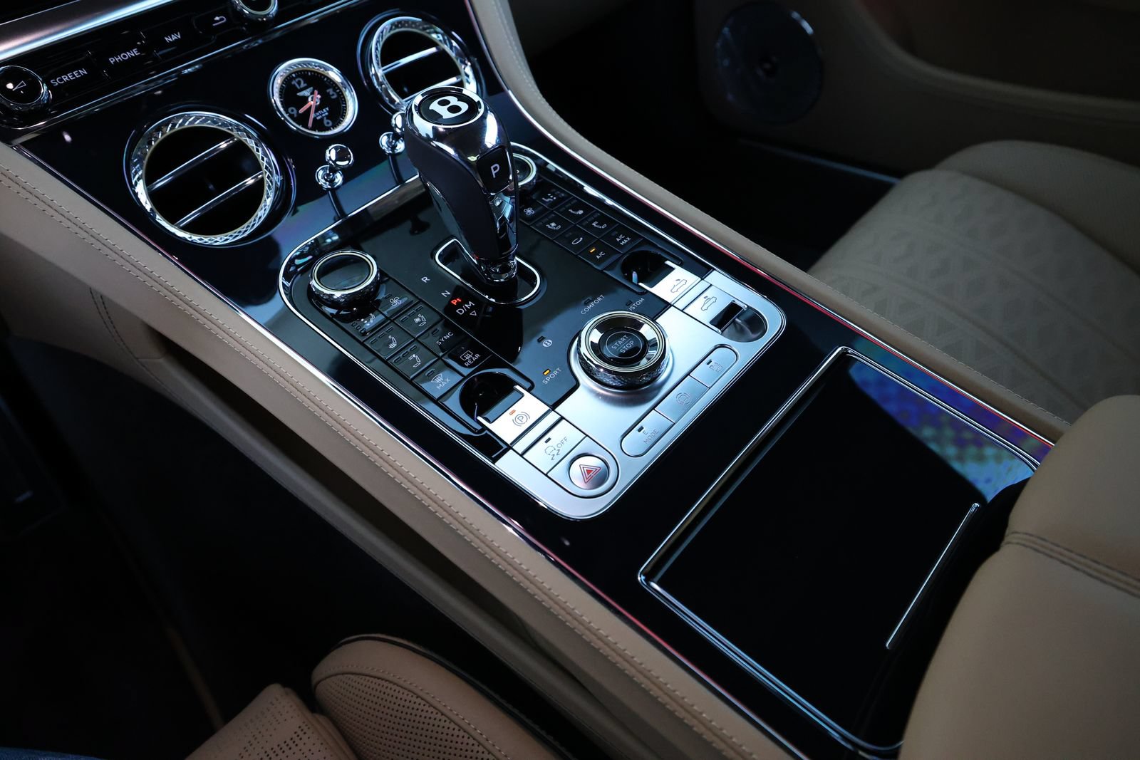Certified 2025 Bentley Continental GT Speed AWD/4WD image 28