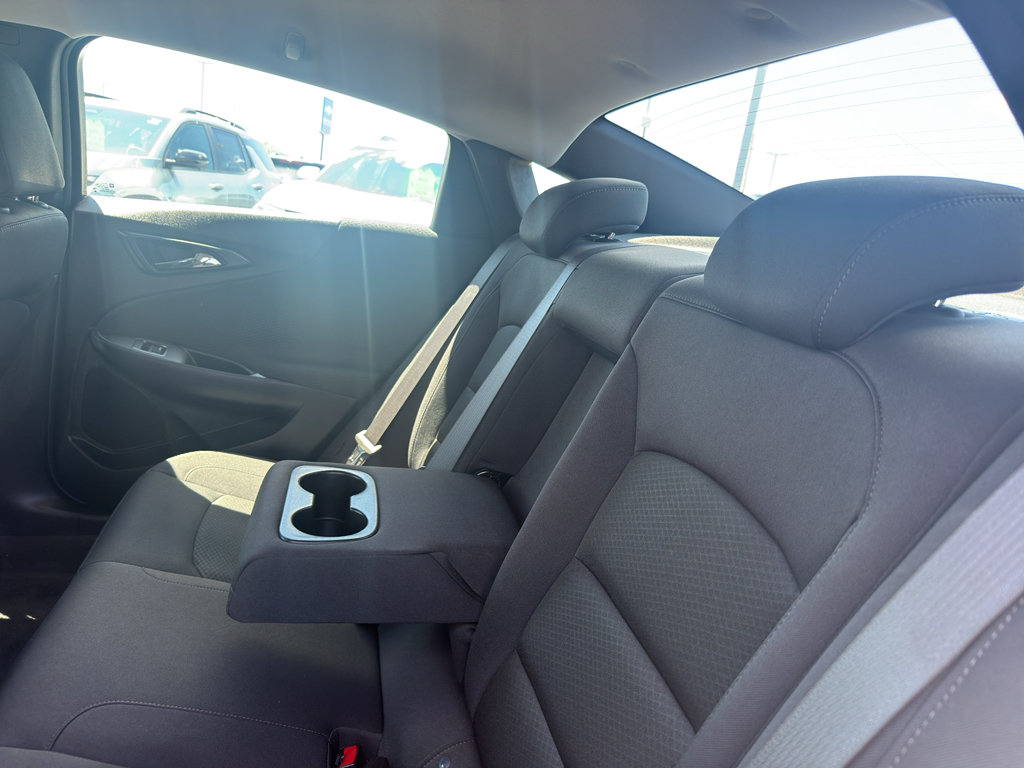 Used 2024 Chevrolet Malibu LT FWD image 33