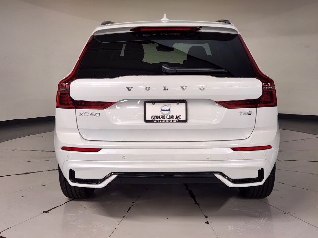 New 2027 Volvo XC60 T8 Plus AWD/4WD image 10