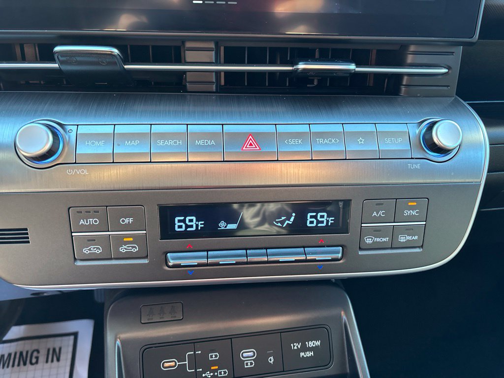 Certified 2024 Hyundai Kona Limited AWD/4WD image 29