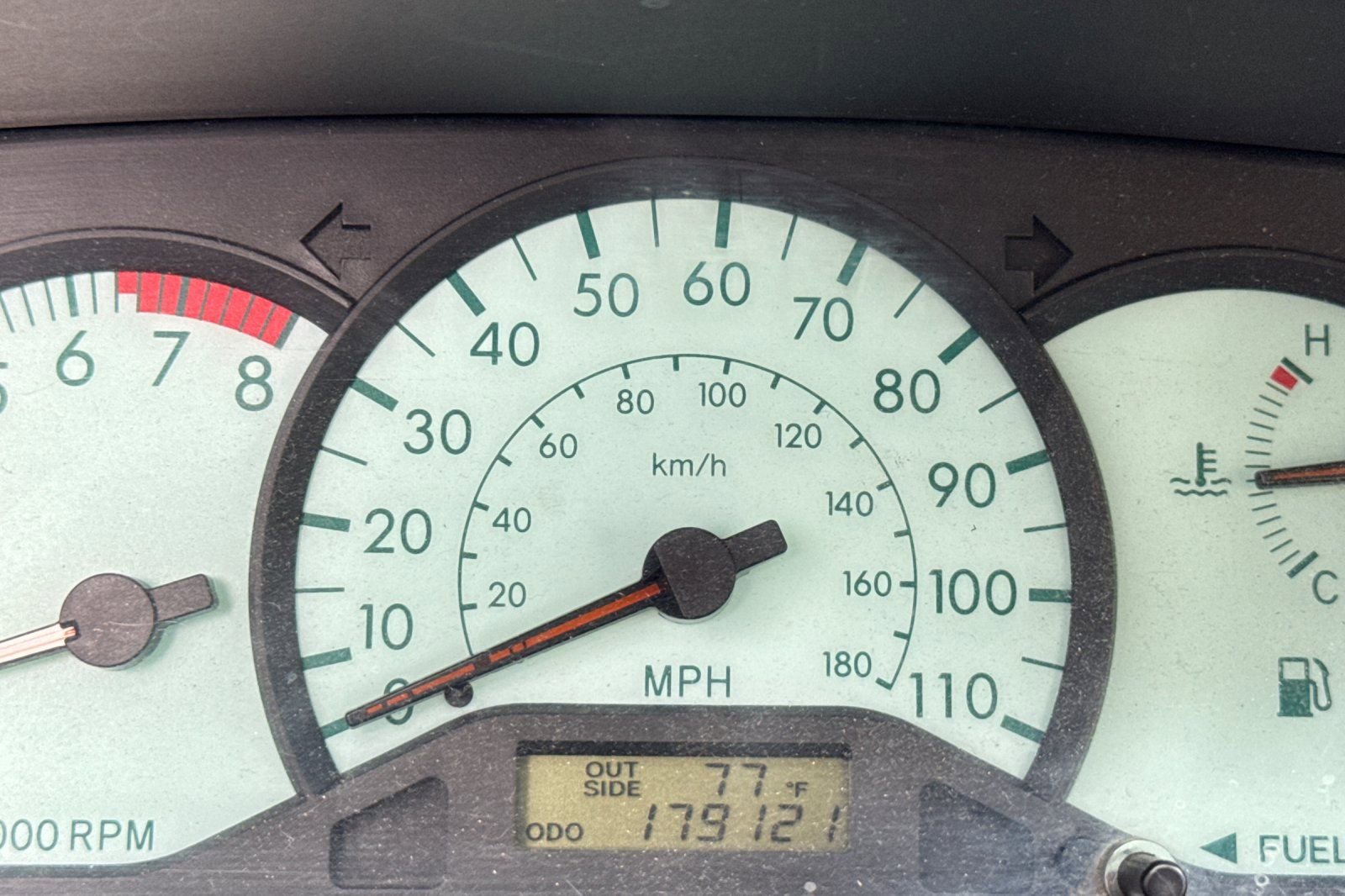 Used 2003 Toyota Corolla LE FWD image 10