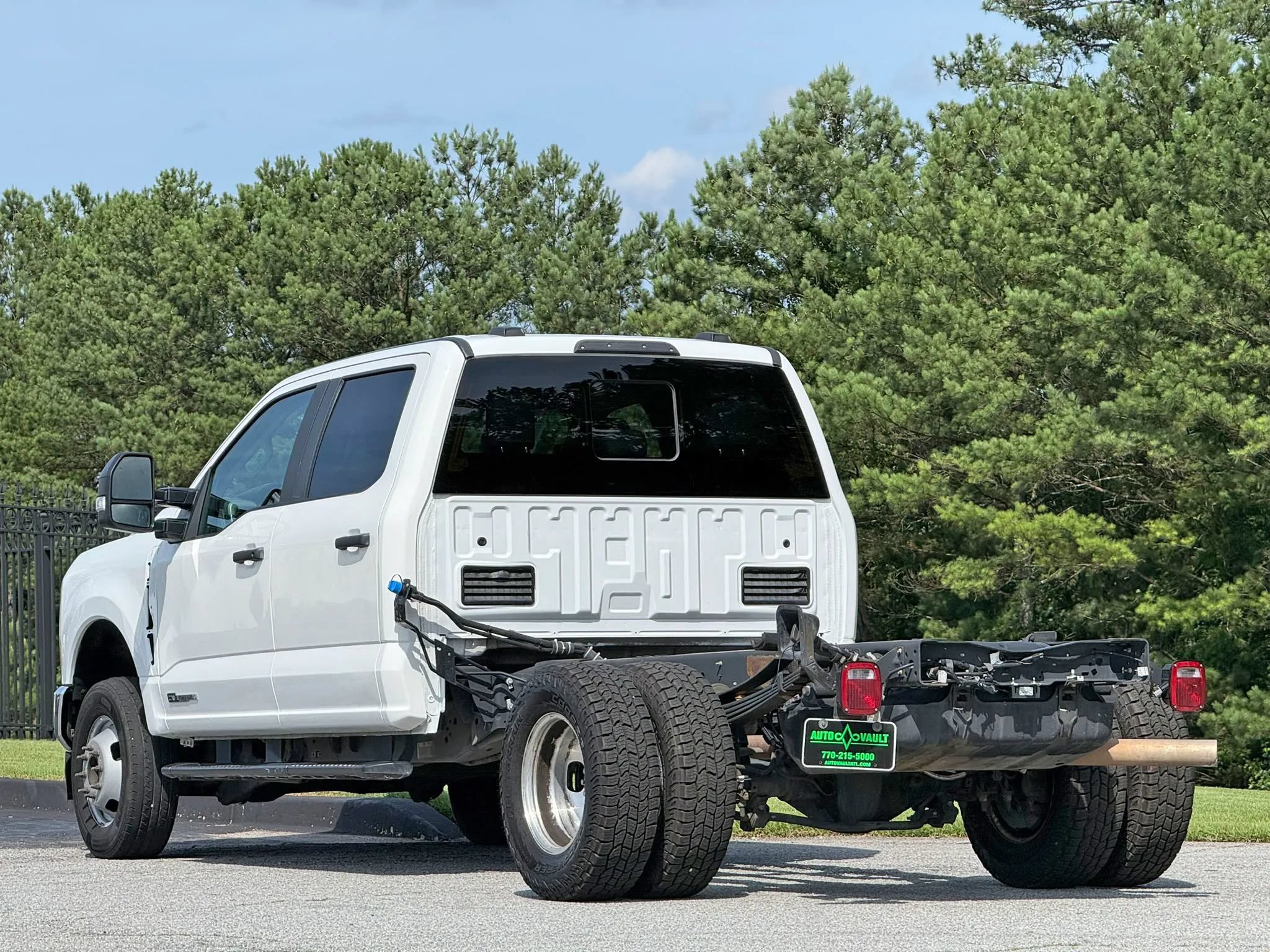 Used 2024 Ford F350 XL w/ XL Chrome Package AWD/4WD image 8