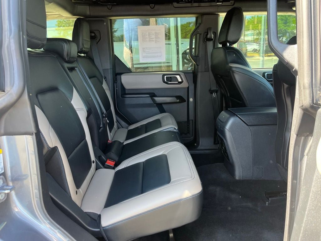 Used 2024 Ford Bronco Wildtrak AWD/4WD image 19