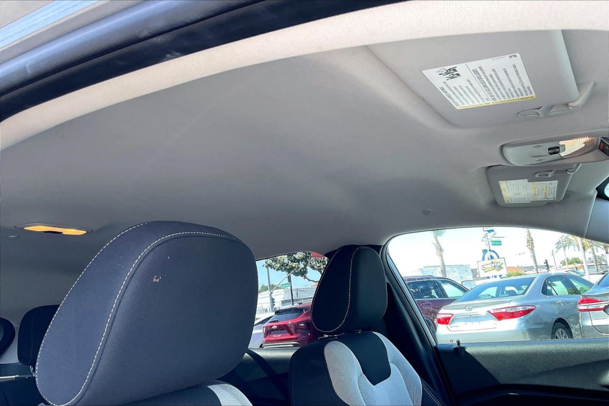 Used 2025 Chevrolet Trax LS FWD image 22