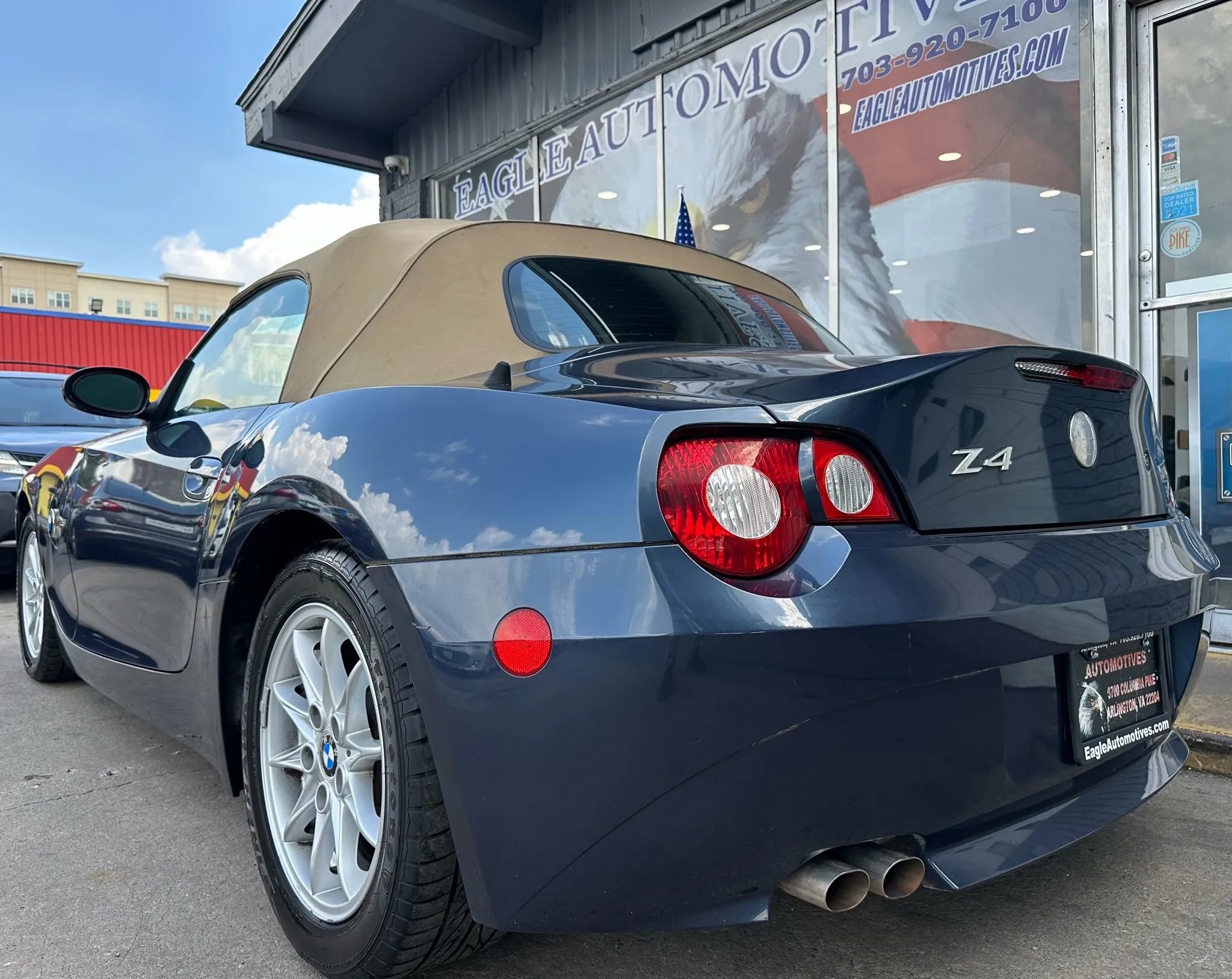 Used 2005 BMW Z4 2.5i image 5