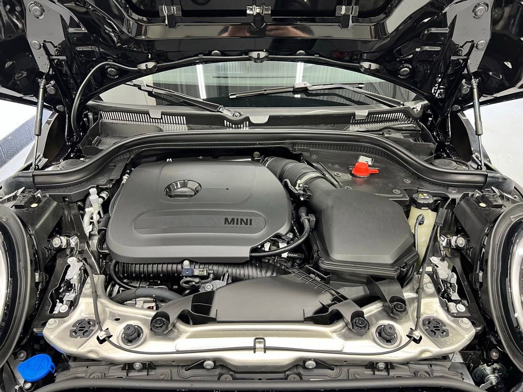 Certified 2025 MINI Cooper S image 25