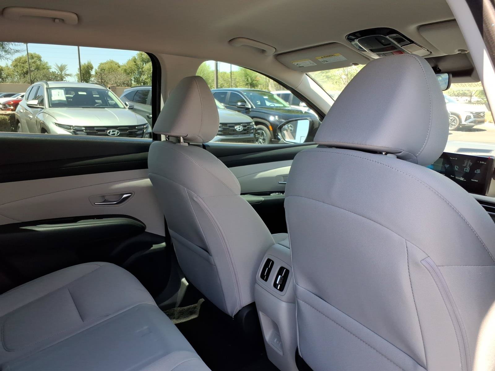 New 2026 Hyundai Tucson Blue SE AWD/4WD image 8