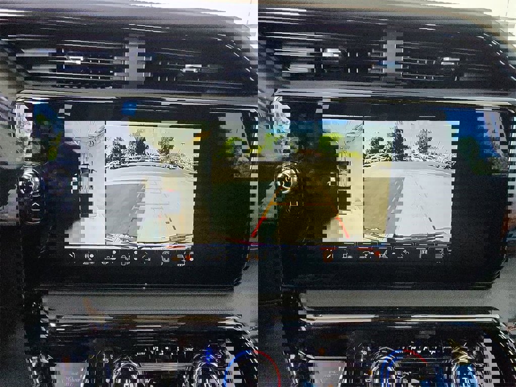 Certified 2025 GMC Sierra 2500 AT4 w/ AT4 Premium Plus Package image 16