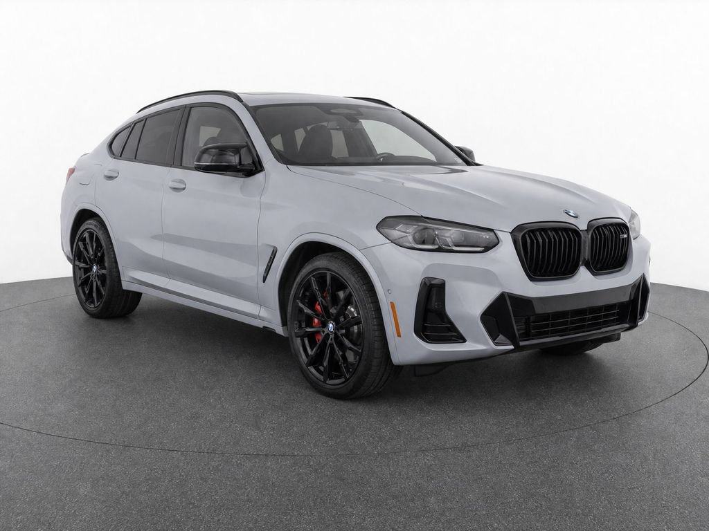 Used 2024 BMW X4 M40i AWD/4WD image 2
