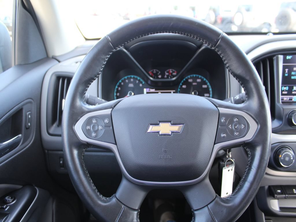 Used 2017 Chevrolet Colorado LT w/ Safety Package RWD image 16